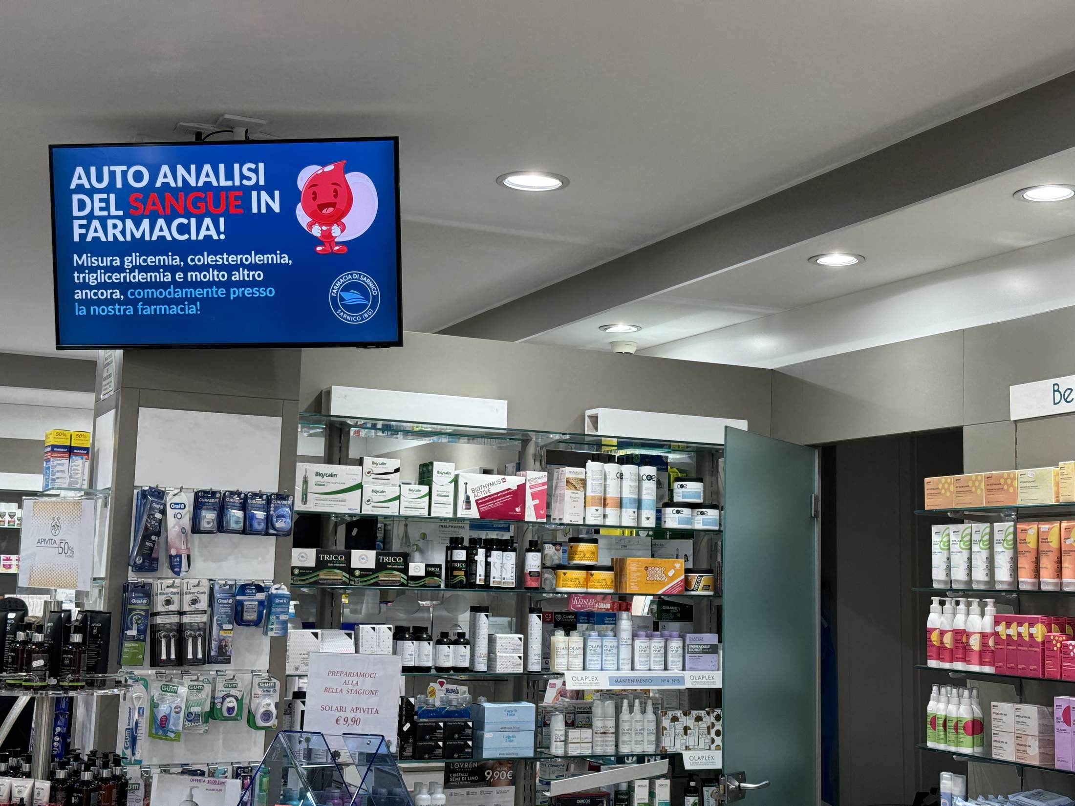 Farmacia di Sarnico - reparto prodotti parafarmaceutici e benessere